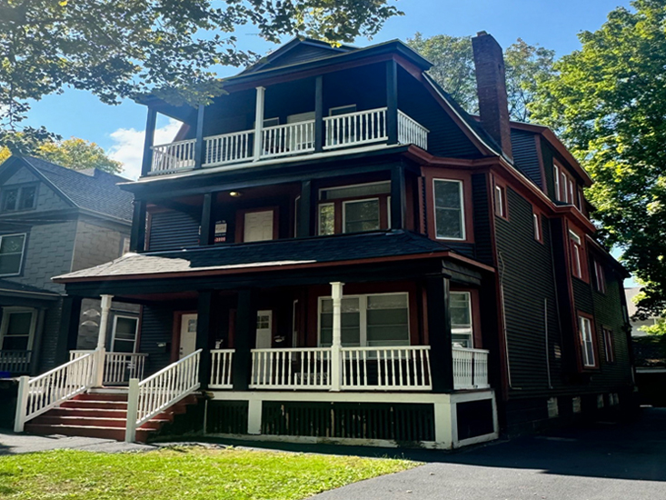 Property main image